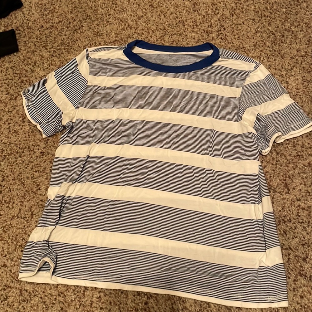blue and white t shirt